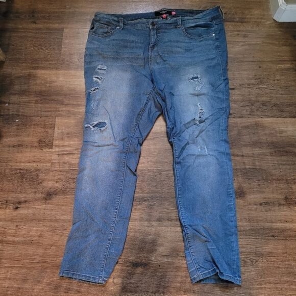 Torrid thrasher denim jeans holes size 20 destroyed 2X - Picture 1 of 8
